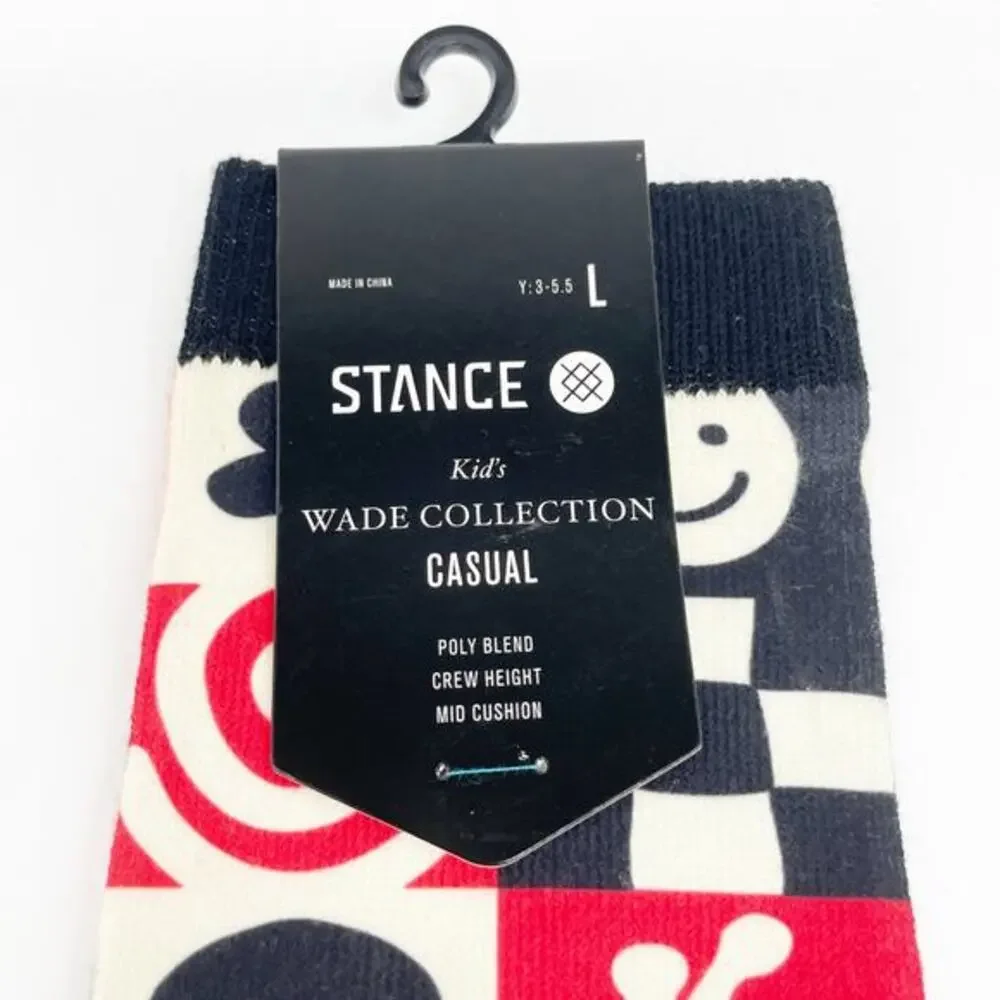Stance Kid's Crew Polyester Wade Collection Icon Casual Socks Smiley Face Size L